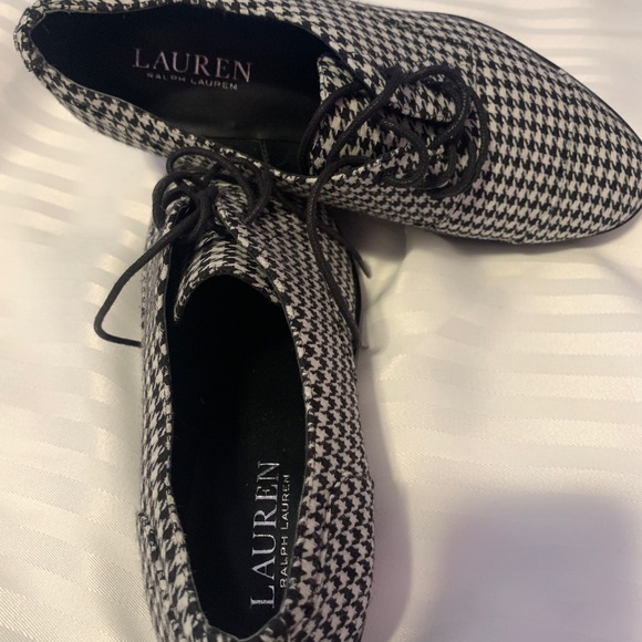 WOMEN’S RALPH LAUREN HOUNDSTOOTH BLACK AND WHITE SHOES SIZE 7. - Picture 1 of 4